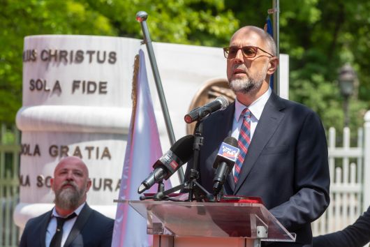 Discursul lui Kelemen Hunor la inaugurarea monumentului dedicat aniversării a 500 de ani a Reformei Protestante Discursul lui Kelemen Hunor la inaugurarea monumentului dedicat aniversării a 500 de ani a Reformei Protestante