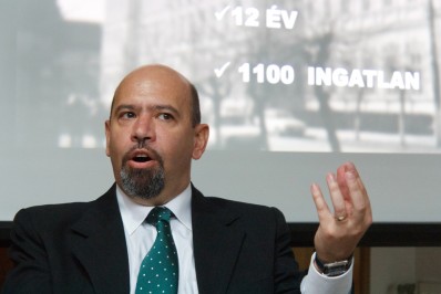 Parlamentarii UDMR au iniţiat un proiect de lege pentru accelerarea restituirii proprietăţilor bisericeşti