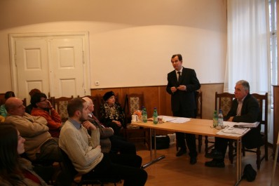 Csaba Sógor la Sibiu: echilibrul economic se bazează pe întreprinderile mici şi mijlocii Csaba Sógor la Sibiu: echilibrul economic se bazează pe întreprinderile mici şi mijlocii
