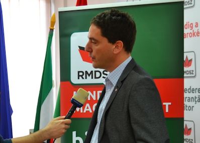 UDMR: Ministerul Afacerilor Externe trebuie să își reconsidere decizia privind birourile consulare ungare UDMR: Ministerul Afacerilor Externe trebuie să își reconsidere decizia privind birourile consulare ungare