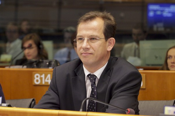 Csaba Sógor în Parlamentul European: Așteptăm o poziție clară a instituțiilor UE privind procesul de restituire Csaba Sógor în Parlamentul European: Așteptăm o poziție clară a instituțiilor UE privind procesul de restituire