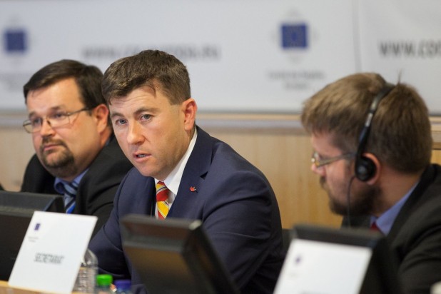 Într-o Europă modernă, trebuie asigurat învățământul în limba minorităților - La Timișoara s-a desfășurat ședința Comisiei pentru politica socială, educație, ocuparea forței de muncă, cercetare și cultură (SEDEC) a Comitetului Regiunilor Într-o Europă modernă, trebuie asigurat învățământul în limba minorităților - La Timișoara s-a desfășurat ședința Comisiei pentru politica socială, educație, ocuparea forței de muncă, cercetare și cultură (SEDEC) a Comitetului Regiunilor