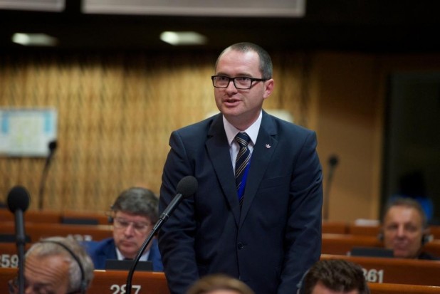 UDMR a formulat propuneri cu privire la pregătirea strategiei României pentru preluarea Preşedinţiei Consiliului UE UDMR a formulat propuneri cu privire la pregătirea strategiei României pentru preluarea Preşedinţiei Consiliului UE