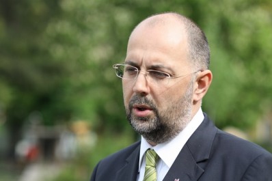 UDMR nu va semna o moţiune de cenzură pe tema descentralizării - Intreviu RFI UDMR nu va semna o moţiune de cenzură pe tema descentralizării - Intreviu RFI